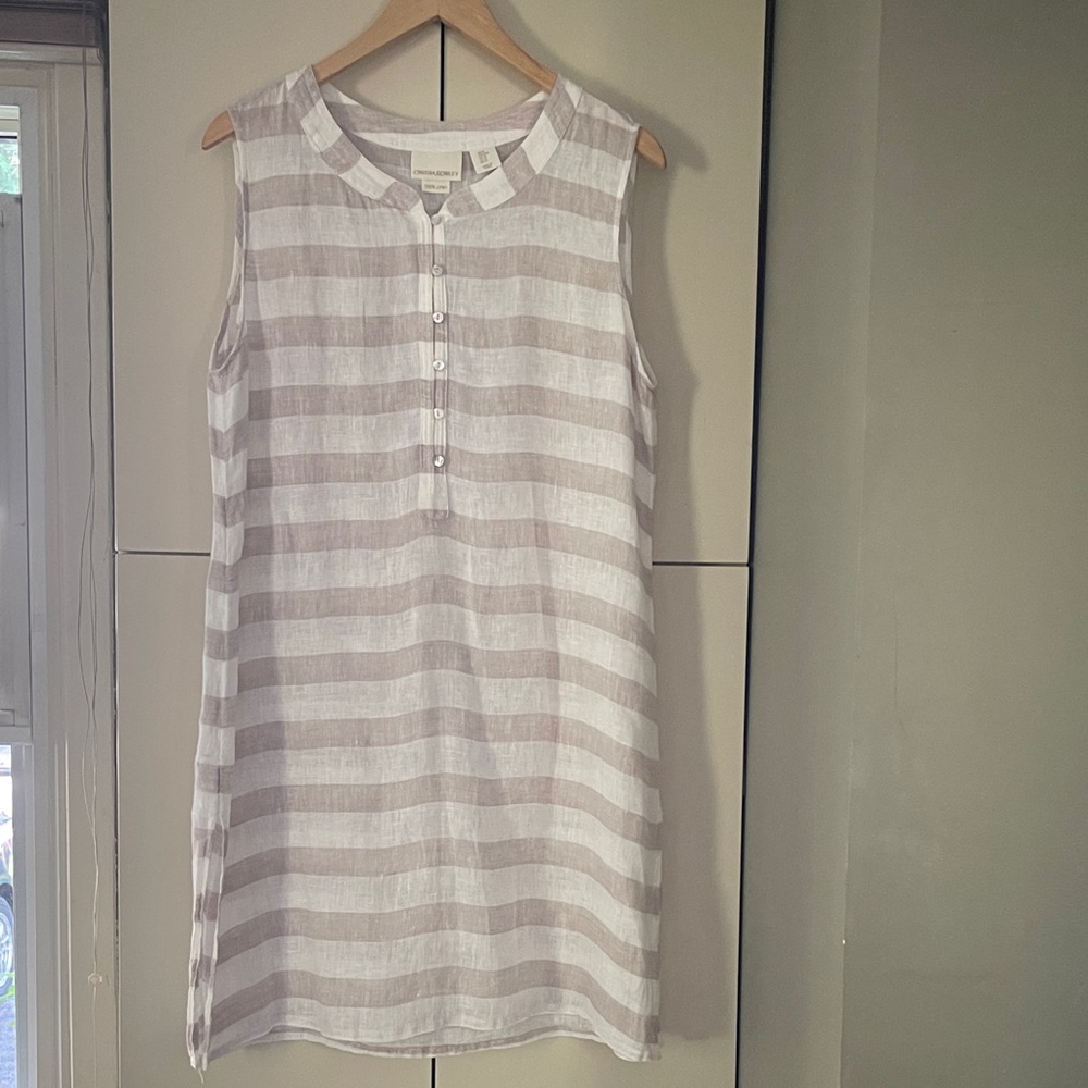 Sigrid Olsen, M, Striped Sleeveless Linen Top, neutral, casual classic. As new.